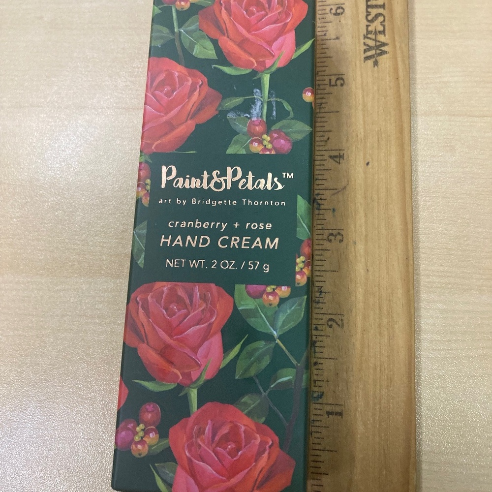 Paint & petal lotion cranberry and roses